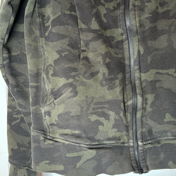 Lululemon Scuba Hoodie Light Cotton Fleece Incognito Camo Multi Gator Green 12 - Picture 9 of 16